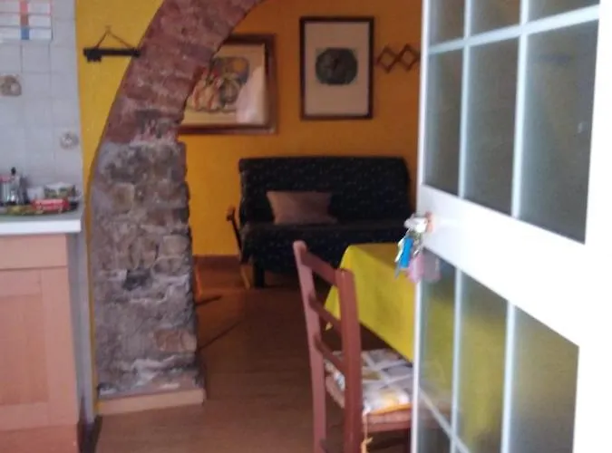 Apartman Gelsomino Montale